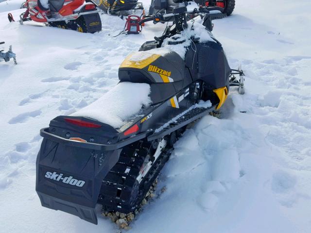 2BPSUYGA4GV000715 - 2016 SKI SNOWMOBILE BLACK photo 4