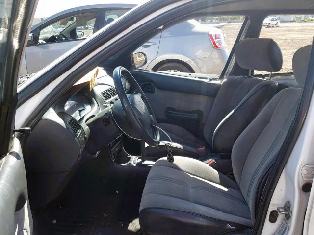 1Y1SK5263TZ066023 - 1996 GEO PRIZM BASE WHITE photo 5