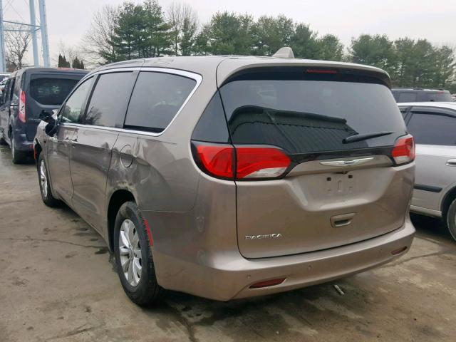 2C4RC1DGXHR743701 - 2017 CHRYSLER PACIFICA T BEIGE photo 3