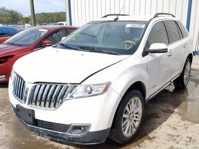 2LMDJ6JK4CBL01603 - 2012 LINCOLN MKX WHITE photo 2