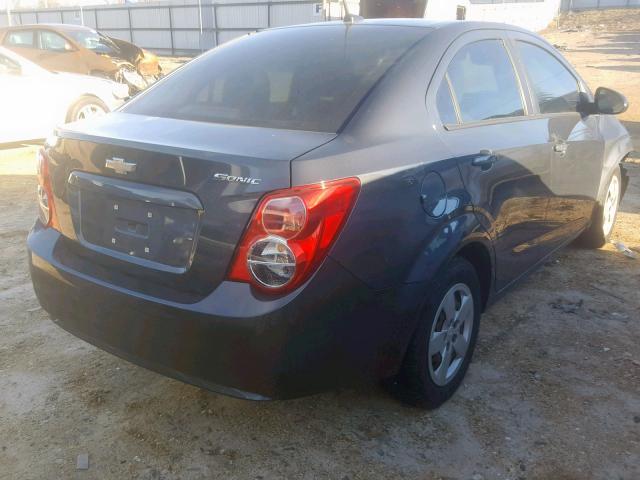 1G1JA5SH5D4240170 - 2013 CHEVROLET SONIC LS GRAY photo 4