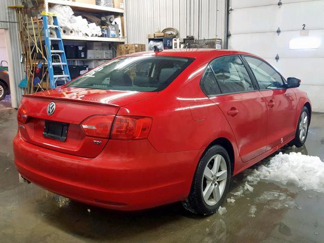 3VWLL7AJ5CM380195 - 2012 VOLKSWAGEN JETTA TDI RED photo 4