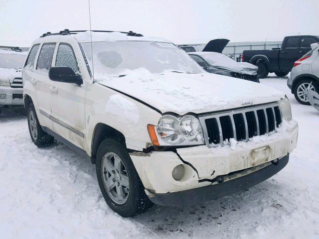 1J4HR58N15C636349 - 2005 JEEP GRAND CHER WHITE photo 1