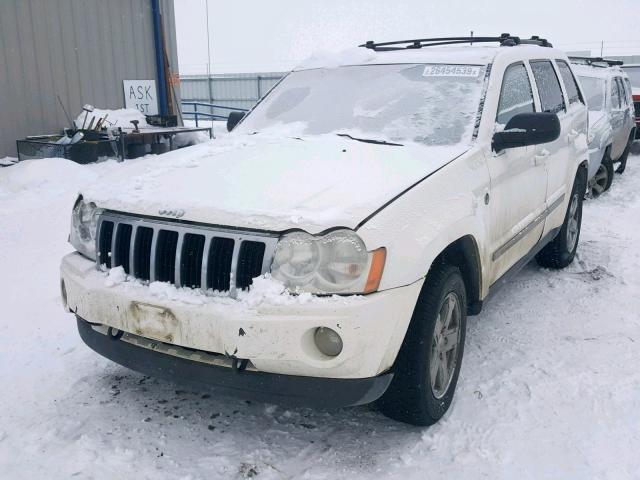 1J4HR58N15C636349 - 2005 JEEP GRAND CHER WHITE photo 2