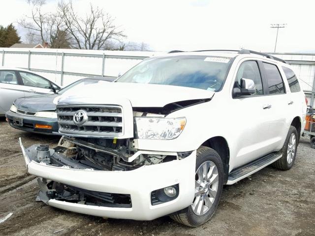 5TDDW5G10BS039893 - 2011 TOYOTA SEQUOIA PL WHITE photo 2