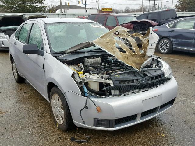 1FAHP34N18W140532 - 2008 FORD FOCUS S/SE SILVER photo 1