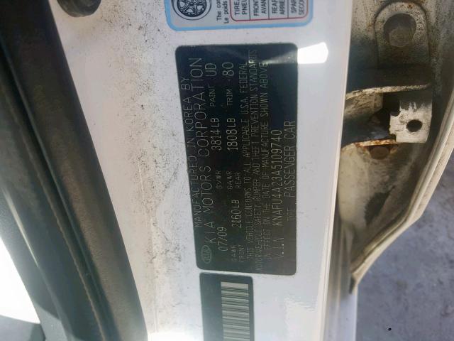 KNAFU4A23A5109740 - 2010 KIA FORTE EX WHITE photo 10