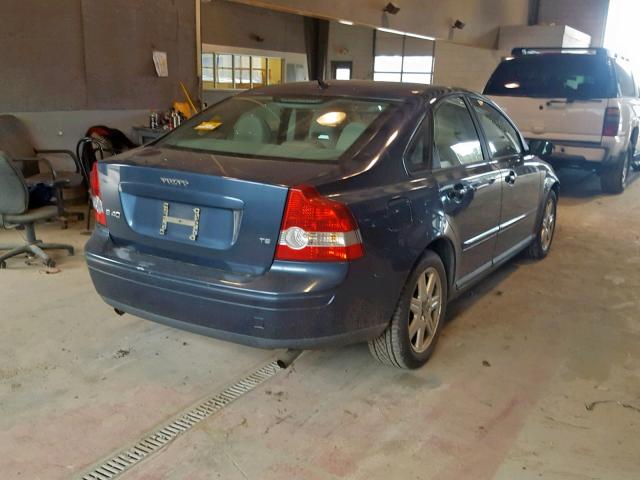 YV1MS682352073616 - 2005 VOLVO S40 T5 BLUE photo 4