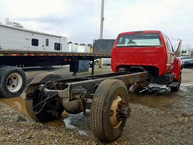 3FRWX65H88V632774 - 2008 FORD F650 SUPER RED photo 4