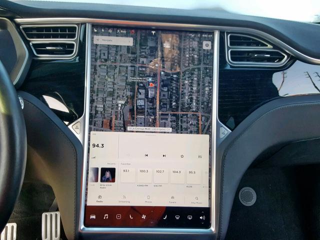 5YJXCBE45GF021922 - 2016 TESLA MODEL X GRAY photo 9