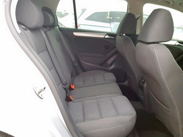 WVWDM7AJ2BW282924 - 2011 VOLKSWAGEN GOLF 银色 照片 6