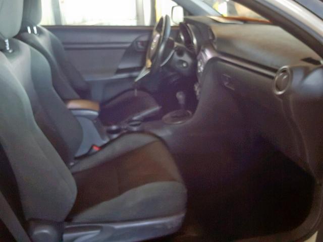 JTKJF5C70B3016749 - 2011 TOYOTA SCION TC 白色 照片 5