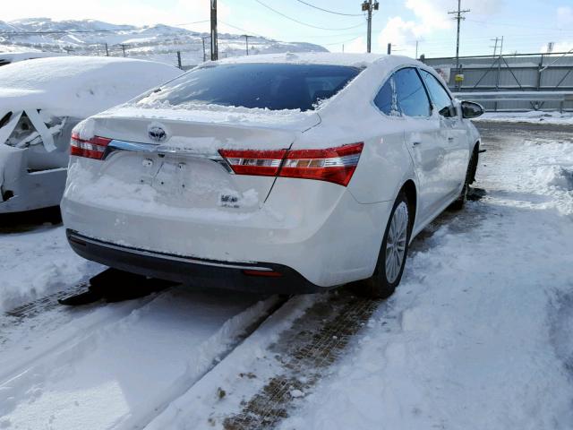 4T1BD1EB5DU015665 - 2013 TOYOTA AVALON HYB WHITE photo 4