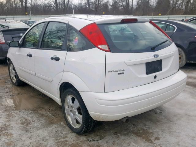 1FAHP37N17W241239 - 2007 FORD FOCUS ZX5 WHITE photo 3