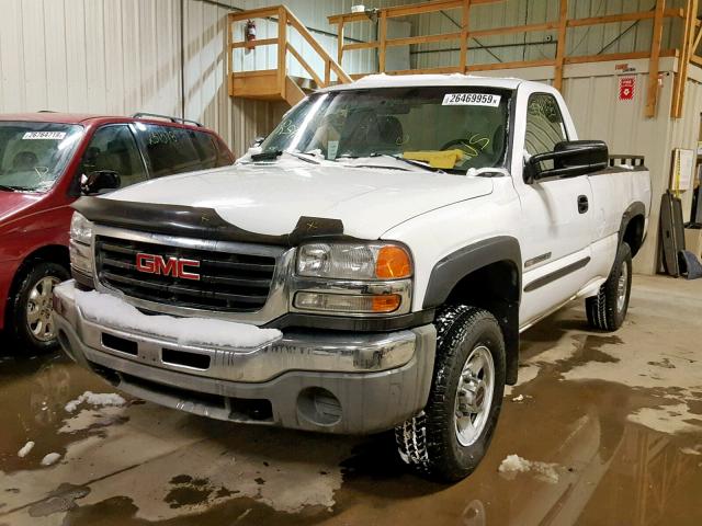 1GTHC24U76E217012 - 2006 GMC SIERRA C25 WHITE photo 2