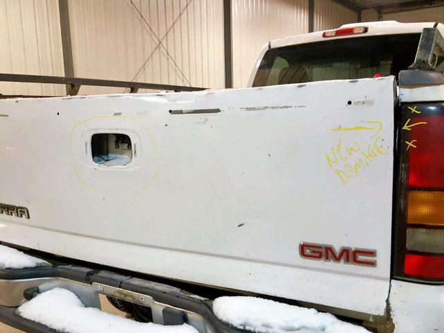 1GTHC24U76E217012 - 2006 GMC SIERRA C25 WHITE photo 6