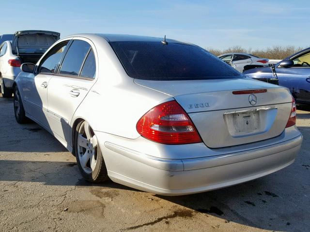 WDBUF70J13A151248 - 2003 MERCEDES-BENZ E 500 SILVER photo 3