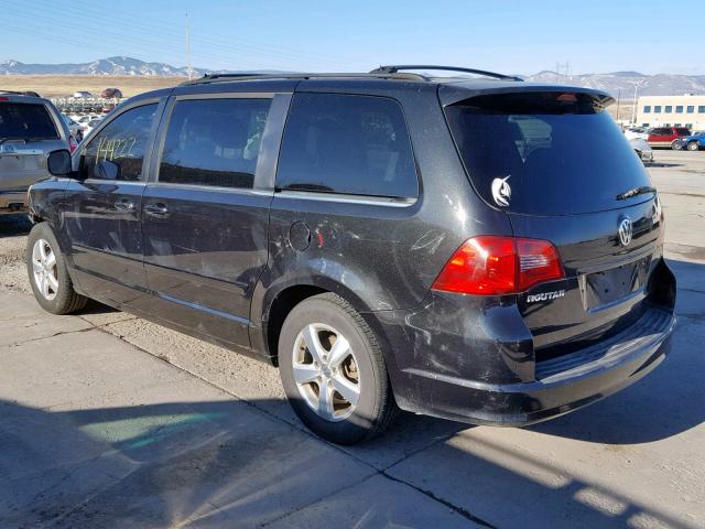 2V8HW34119R604847 - 2009 VOLKSWAGEN ROUTAN SE BLACK photo 3