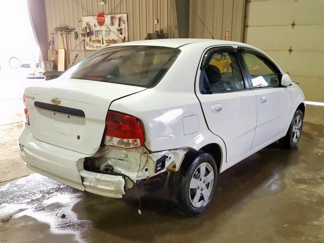 KL1TD56646B678376 - 2006 CHEVROLET AVEO BASE Ақ фото 4