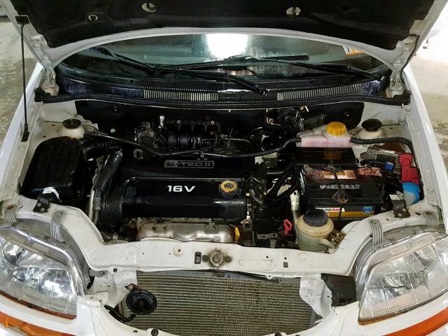 KL1TD56646B678376 - 2006 CHEVROLET AVEO BASE Ақ фото 7