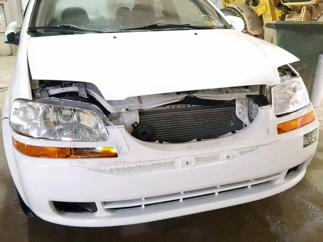 KL1TD56646B678376 - 2006 CHEVROLET AVEO BASE Ақ фото 9