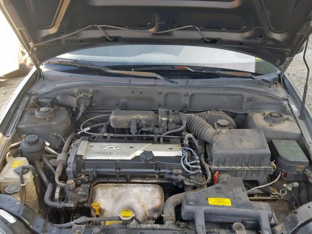 KMHCG45C05U616540 - 2005 HYUNDAI ACCENT GL GRAY photo 7