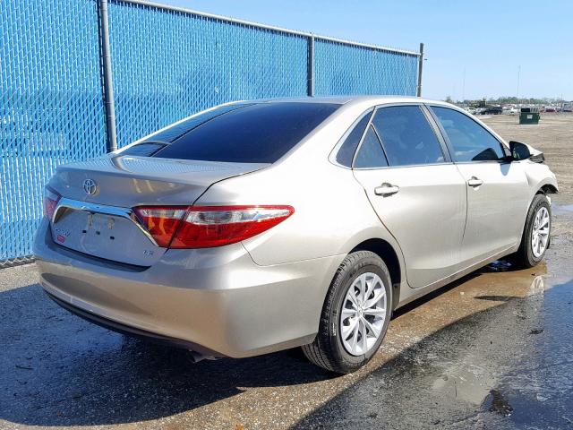 4T1BF1FK1HU629434 - 2017 TOYOTA CAMRY SILVER photo 4