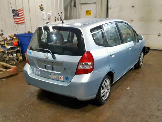 JHMGD38407S015588 - 2007 HONDA FIT SILVER photo 4