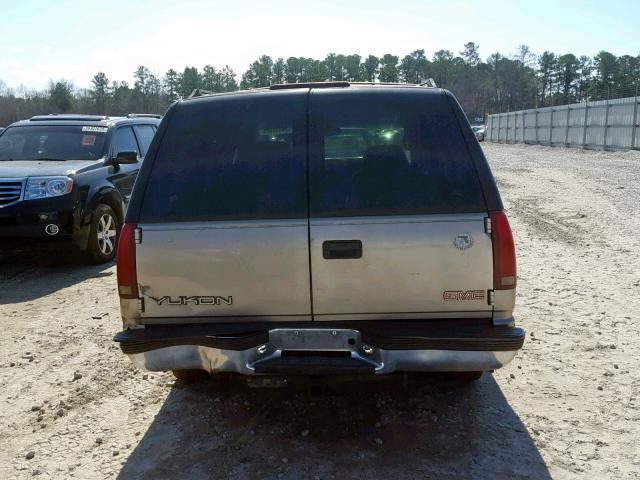 1GKEC13R6WJ730516 - 1998 GMC YUKON TAN photo 9