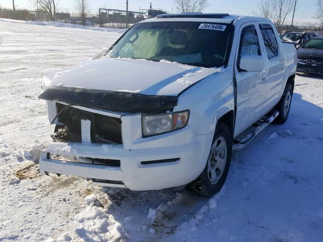 2HJYK16588H003818 - 2008 HONDA RIDGELINE WHITE photo 2