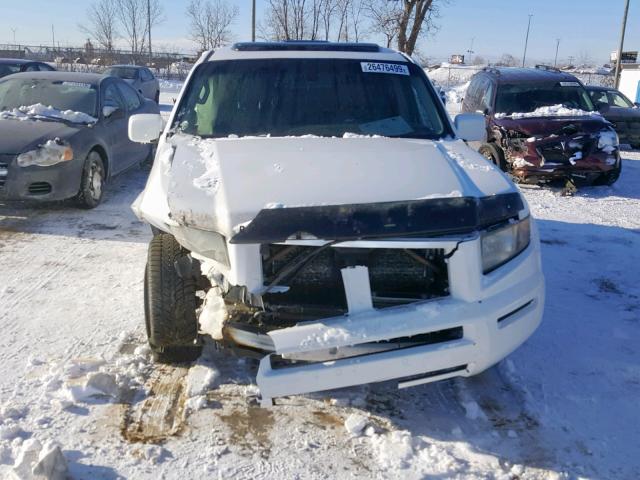 2HJYK16588H003818 - 2008 HONDA RIDGELINE WHITE photo 9