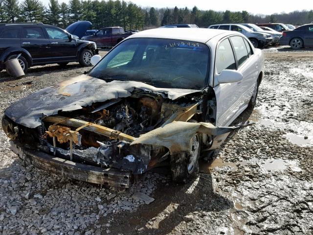 1G4HP54K314217488 - 2001 BUICK LESABRE CU WHITE photo 2