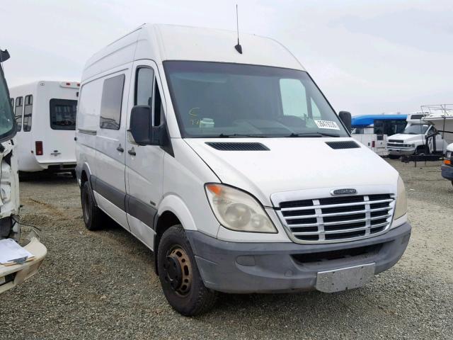 WDYPF0CCXA5476512 - 2010 FREIGHTLINER SPRINTER 3 WHITE photo 1