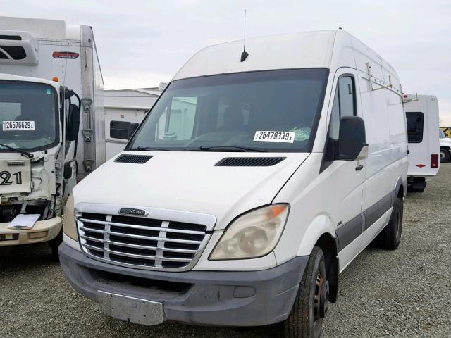 WDYPF0CCXA5476512 - 2010 FREIGHTLINER SPRINTER 3 WHITE photo 2