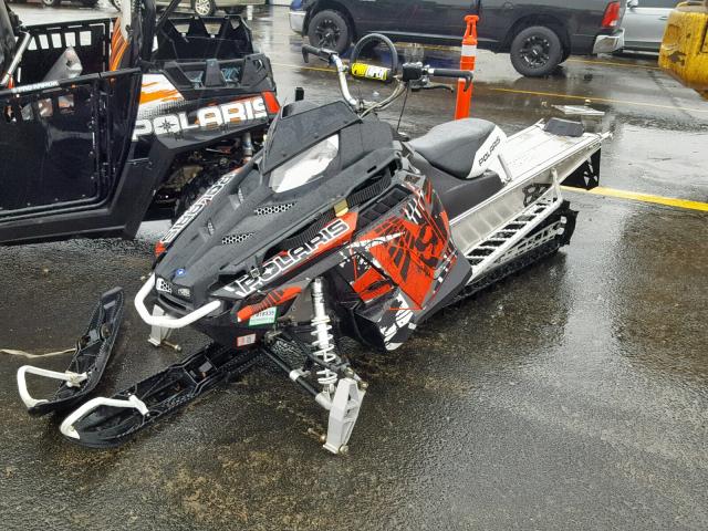 SN1CG8GS0DC753253 - 2013 POLARIS SNOWMOBILE WHITE photo 2