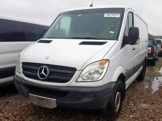 WD3PE7CC7C5650301 - 2012 MERCEDES-BENZ SPRINTER 2 WHITE photo 2