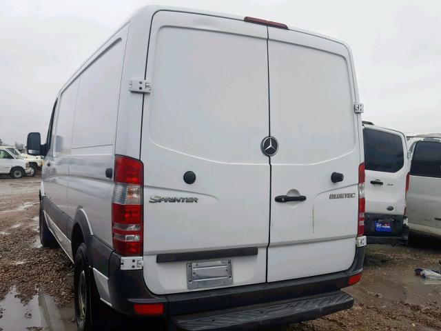 WD3PE7CC7C5650301 - 2012 MERCEDES-BENZ SPRINTER 2 WHITE photo 3