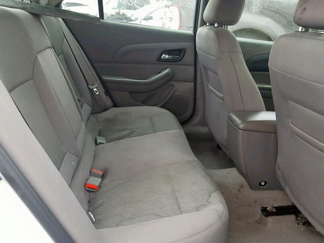 1G11B5SA8GF114443 - 2016 CHEVROLET MALIBU LIM 白色 照片 6