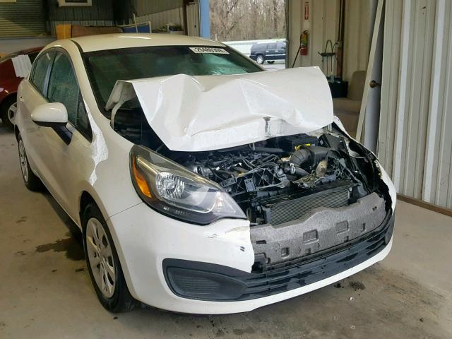 KNADM4A35F6453197 - 2015 KIA RIO LX WHITE photo 1