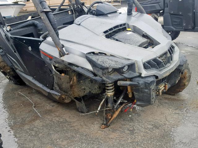 3JBKKAP29FJ001481 - 2015 CAN-AM COMMANDER GRAY photo 9