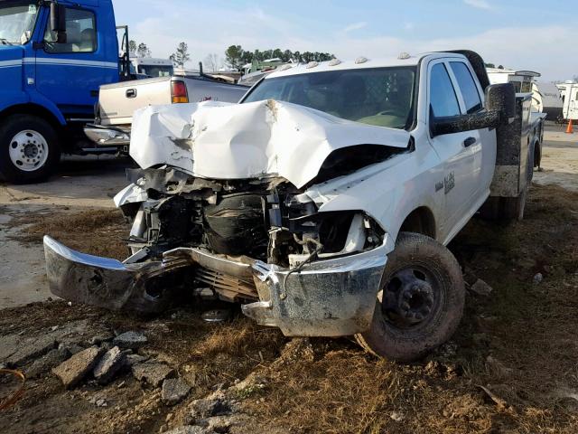 3C7WRTCJ4FG625708 - 2015 RAM 3500 WHITE photo 2