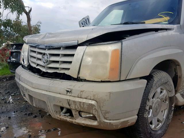 1GYEK63N26R153553 - 2006 CADILLAC ESCALADE L TAN photo 9