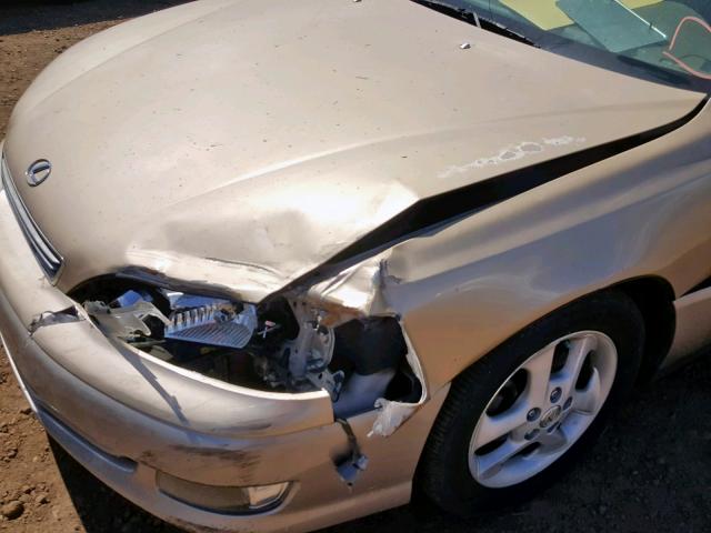 JT8BF28G3Y0284593 - 2000 LEXUS ES 300 TAN photo 9