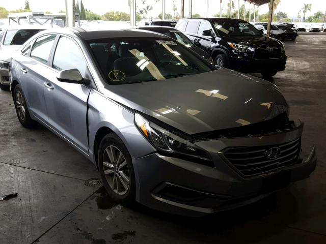 5NPE24AF4HH590471 - 2017 HYUNDAI SONATA SE SILVER photo 1