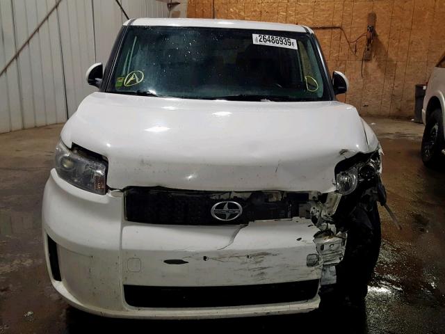 JTLZE4FE2A1102810 - 2010 TOYOTA SCION XB 白色 照片 9