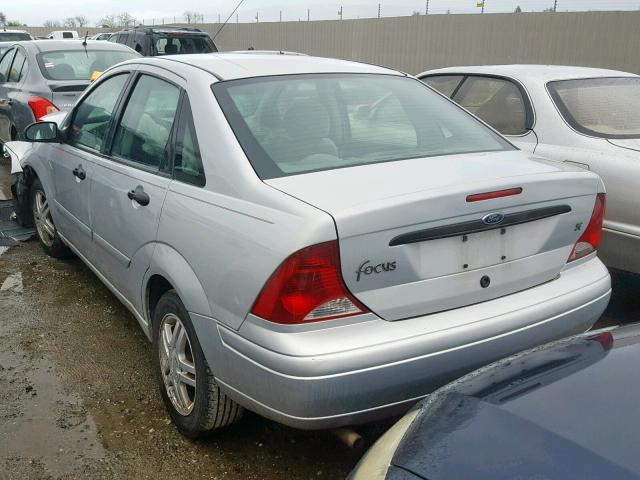 1FAFP34Z63W209380 - 2003 FORD FOCUS SE C SILVER photo 3