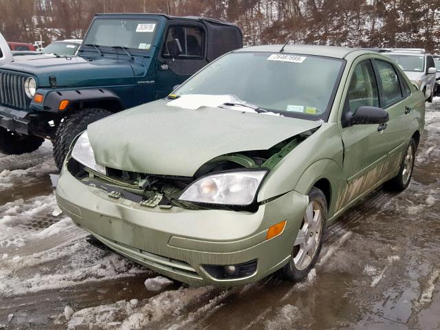 1FAHP34N47W356681 - 2007 FORD FOCUS ZX4 GREEN photo 2