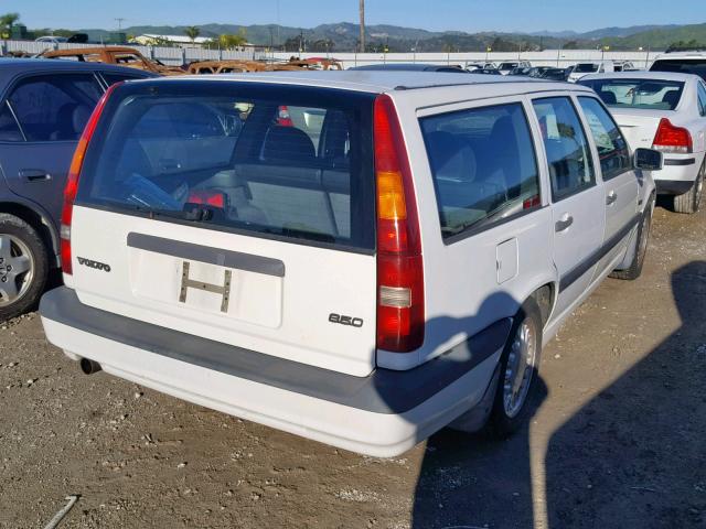 YV1LW5513R2040126 - 1994 VOLVO 850 WHITE photo 4