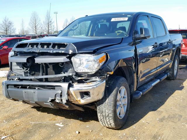 5TFDW5F11EX345369 - 2014 TOYOTA TUNDRA CRE BLACK photo 2