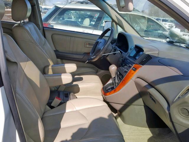 JT6GF10U2Y0055140 - 2000 LEXUS RX 300 WHITE photo 5